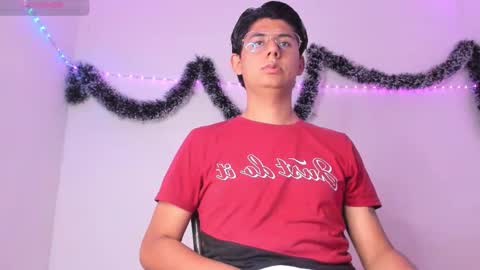 reylatino24 online show from January 12, 11:12 pm