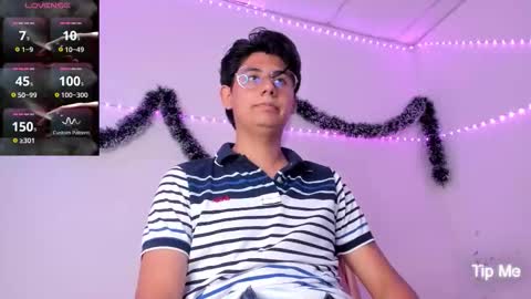 reylatino24 online show from January 8, 11:32 pm