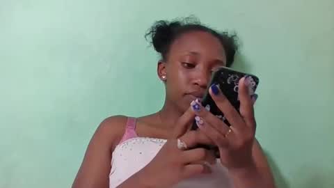 rhesa404090 online show from April 15, 5:16 pm