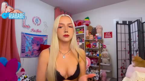 ria  online show from May 23, 3:02 am