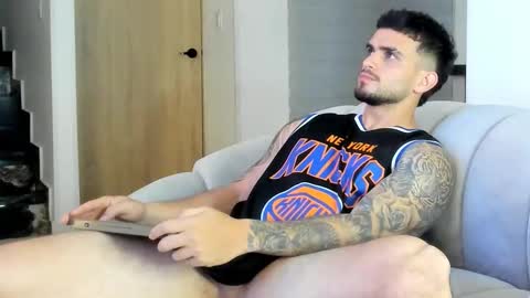 ricardogonzalez666 online show from March 21, 1:22 am