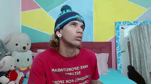 rich and kitty  online show from January 23, 2:44 am