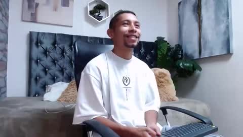 richar_voller online show from September 29, 11:20 am