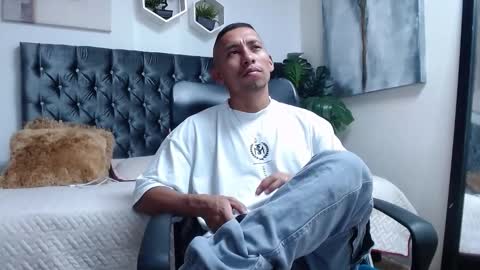 richar_voller online show from October 7, 11:28 am