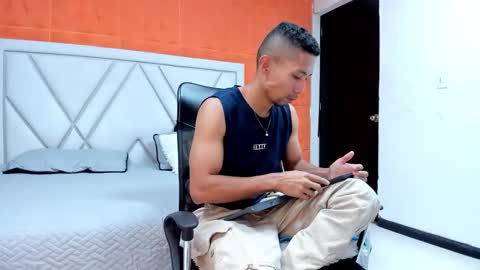 richar_voller online show from March 4, 11:29 am