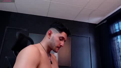 Ricardo online show from May 6, 5:30 pm