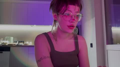 RickiSanchez online show from April 15, 8:20 pm