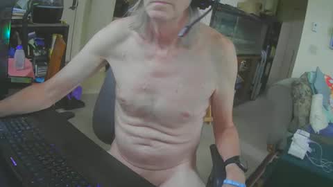 Snapshot of rickl56 chatting on September 24, 4:25 pm rickl56 online show from September 24, 4:25 pm