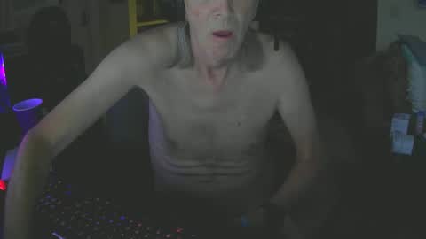 Snapshot of rickl56 chatting on October 2, 10:19 pm rickl56 online show from October 2, 10:19 pm
