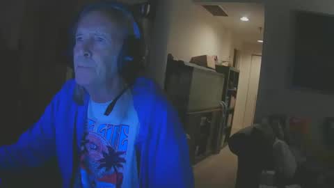 Snapshot of rickl56 chatting on October 10, 5:24 am rickl56 online show from October 10, 5:24 am