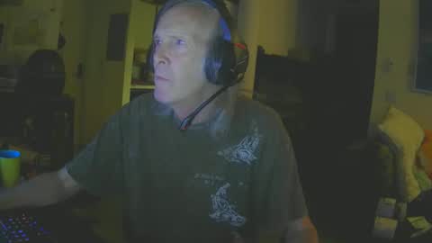 Snapshot of rickl56 chatting on September 29, 3:05 am rickl56 online show from September 29, 3:05 am