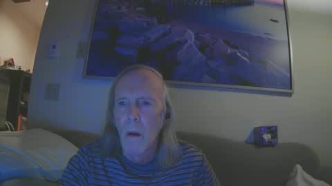 Snapshot of rickl56 chatting on December 6, 9:51 pm rickl56 online show from December 6, 9:51 pm