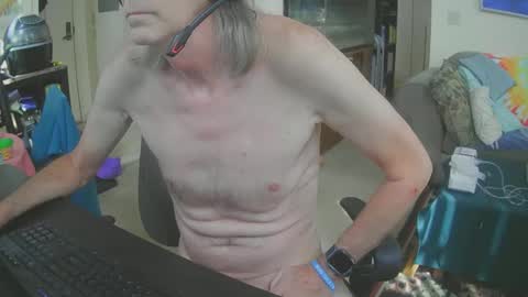 Snapshot of rickl56 chatting on September 17, 3:26 pm rickl56 online show from September 17, 3:26 pm