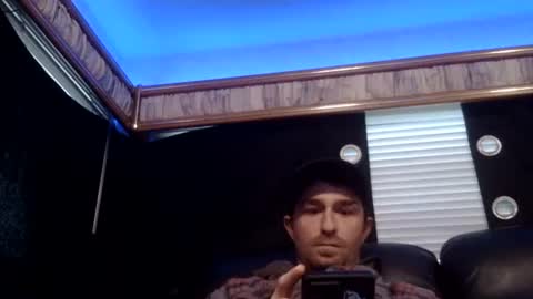 Snapshot of rideatdawn420 chatting on October 19, 10:36 pm rideatdawn420 online show from October 19, 10:36 pm