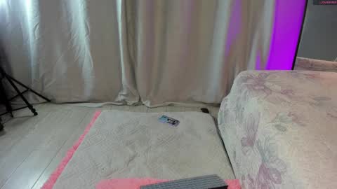 Sara online show from October 2, 10:03 am