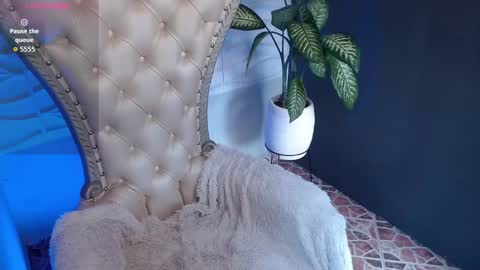 rihanna online show from December 17, 3:08 pm