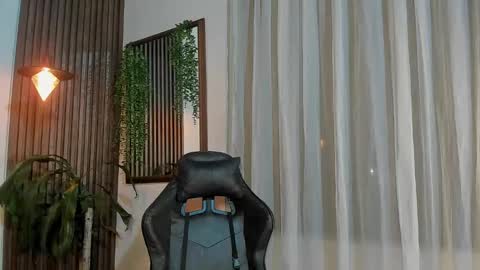 rihanna online show from February 28, 2:48 am