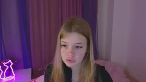 Rina online show from October 22, 9:05 pm