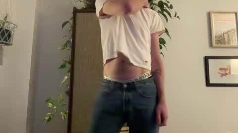 Snapshot of rileyman13xx chatting on October 7, 10:06 pm rileyman13xx online show from October 7, 10:06 pm