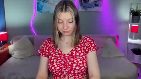rinacake online show from July 5, 11:17 am
