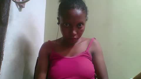 rinah654271 online show from April 10, 9:25 am