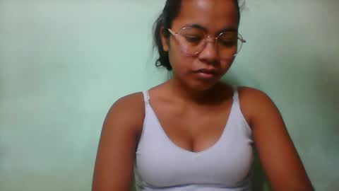 rinah856024 online show from May 22, 3:30 pm