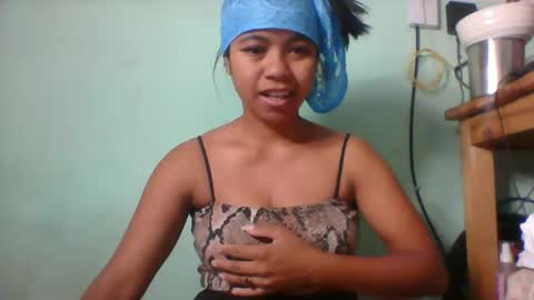 rinah856024 online show from November 12, 2:58 am