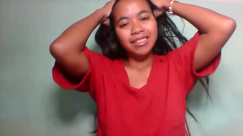 rinah856024 online show from May 3, 4:07 am
