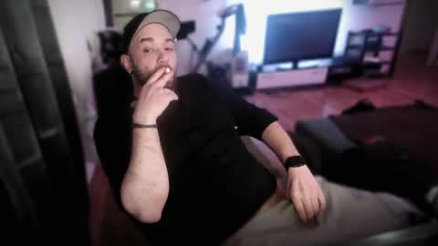 Ask Me online show from February 25, 11:21 am