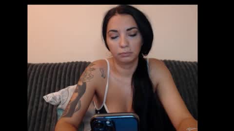 riri_mojo_92 online show from November 14, 5:04 pm