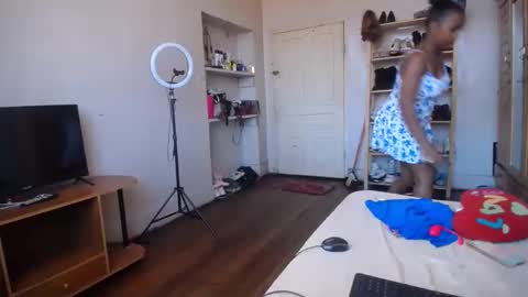 ritahsexy online show from February 19, 7:40 am