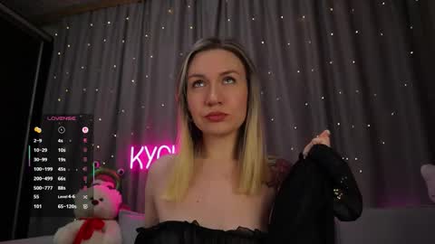 Rita online show from February 12, 1:31 am