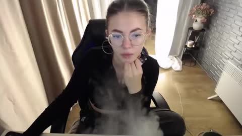 ritaneer online show from September 10, 8:15 am