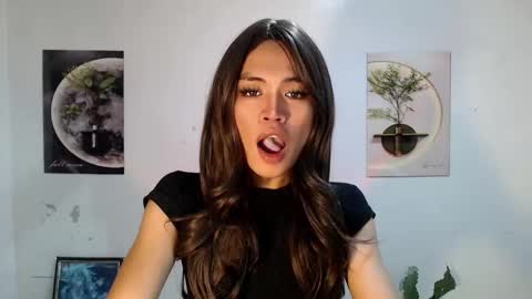 rivaxox1 online show from May 18, 5:46 am