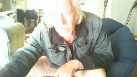 riveratggg online show from January 6, 6:36 am