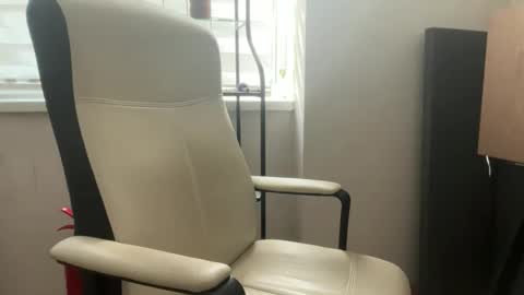 Snapshot of roadbikerider chatting on October 16, 10:04 am 20cm online show from October 16, 10:04 am