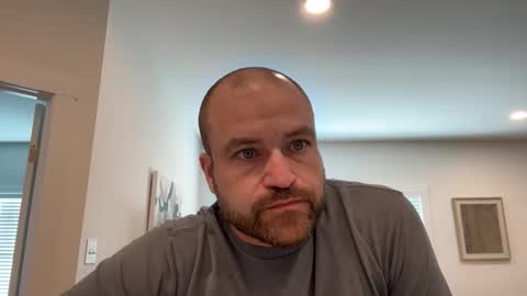 roadking1122 online show from December 22, 3:30 pm