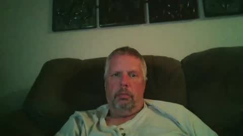Snapshot of rob9271963 chatting on February 8, 3:30 am Rob online show from February 8, 3:30 am