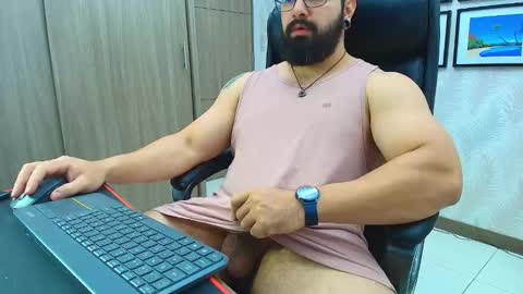 Robby online show from February 3, 3:04 am