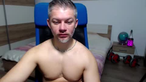 robbyshawz online show from February 1, 5:37 am