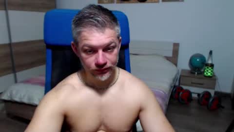 robbyshawz online show from February 2, 5:48 am