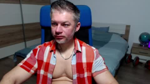 robbyshawz online show from April 3, 5:03 am