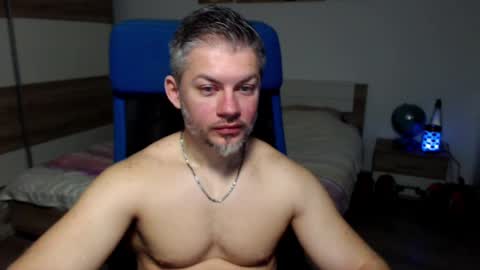 Snapshot of robbyshawz chatting on February 27, 5:29 am robbyshawz online show from February 27, 5:29 am