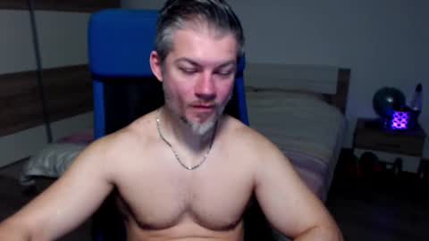 Snapshot of robbyshawz chatting on February 4, 5:53 am robbyshawz online show from February 4, 5:53 am