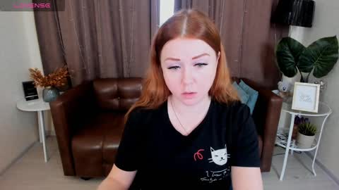 Snapshot of robertamorelly chatting on January 29, 8:40 am Betty online show from January 29, 8:40 am