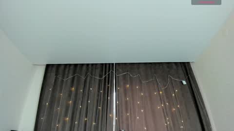 Snapshot of robertamorelly chatting on December 18, 8:20 am Betty online show from December 18, 8:20 am