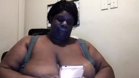 robertswhitney52 online show from March 31, 11:43 am