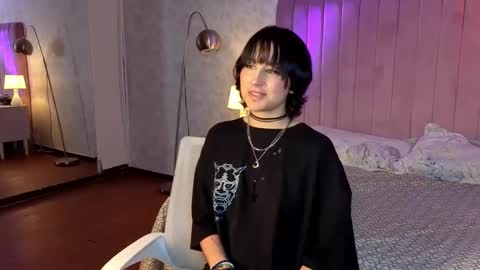 robin D online show from September 19, 1:48 pm