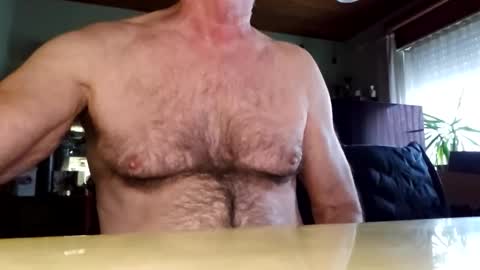 robke1966 online show from April 3, 5:58 am