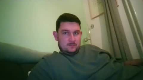 Snapshot of robtheman94 chatting on October 19, 9:08 pm Robin online show from October 19, 9:08 pm